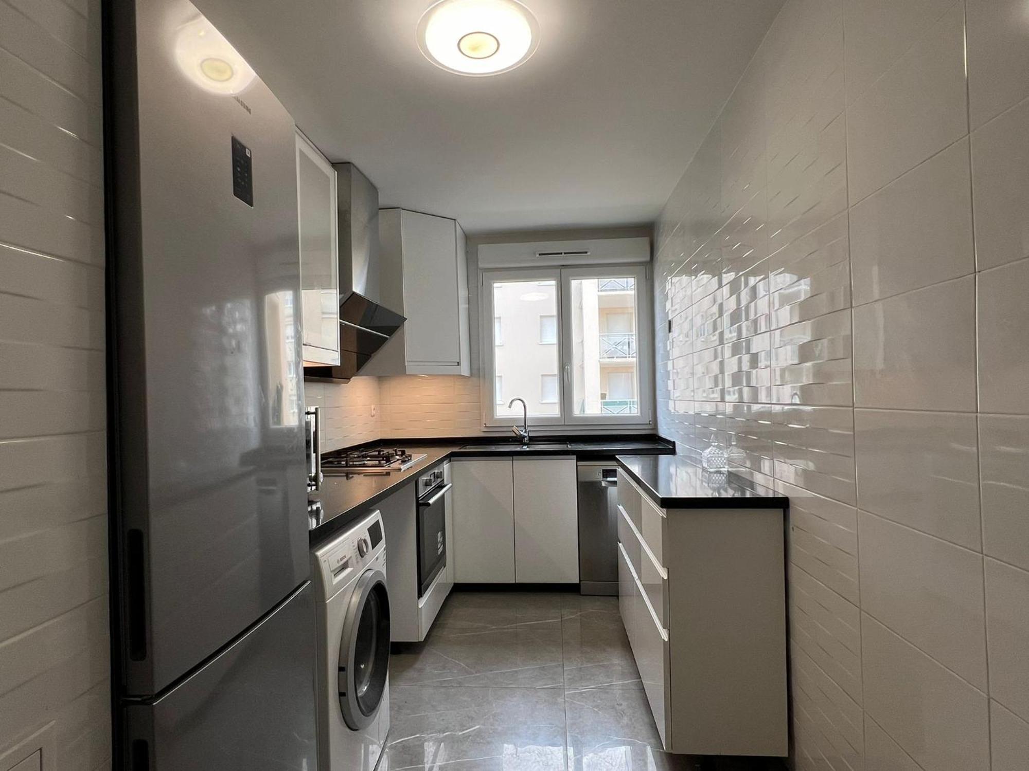 Location 3 Chambres Spacieuses Dans Appartment 2 Mn Rer Bussy Saint Georges المظهر الخارجي الصورة